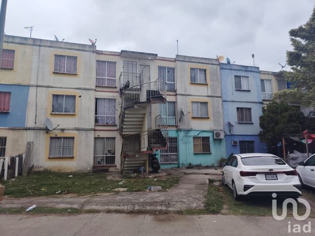 Departamento planta baja en venta en Fraccionamiento Sotavento, Veracruz, Ver.