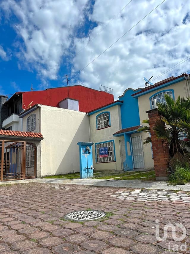 CASA EN VENTA HACIENDA COLONIAL SAUCES V, SAN MATEO OTZACATIPAN TOLUCA
