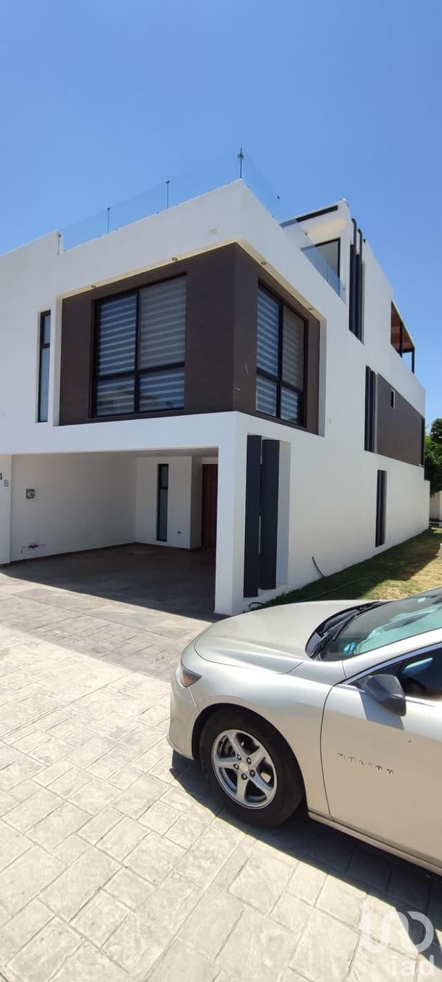 Casa en venta Residencial Lucendi San Diego Los Sauces