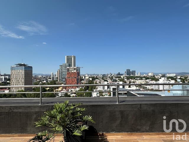 Amplio Departamento en Renta con hermosa vista en Torre Link, Arcos Vallarta