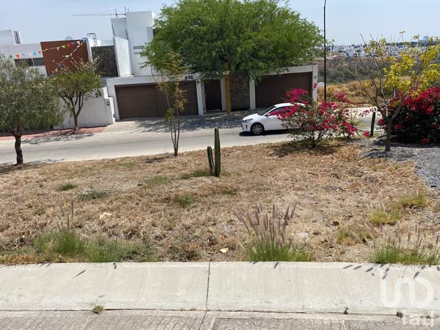 TERRENO EN VENTA REAL DE JURIQUILLA TAMUL 1