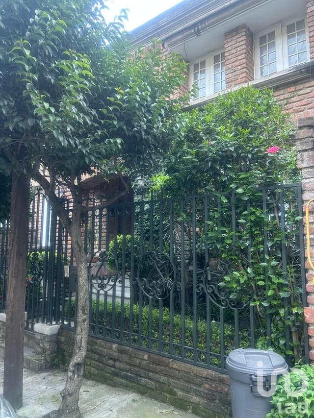 CASA EN VENTA EN TLACOPAC