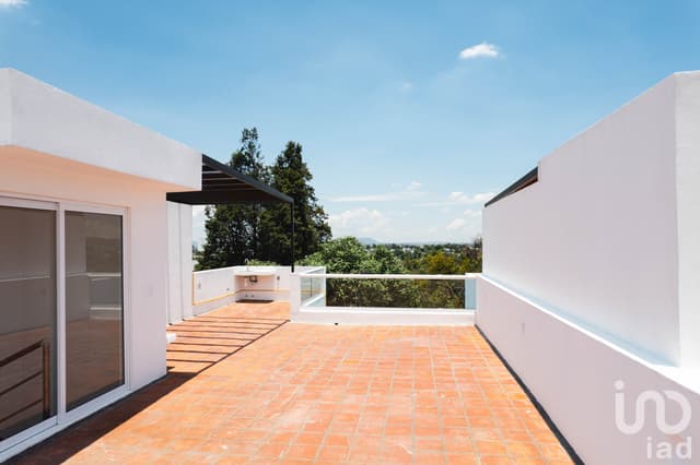 Casa nueva en venta con roof garden y terreno amplio en Cuautlancingo – Residencial Quetzalí