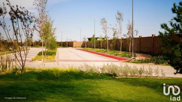 TERRENO RESIDENCIAL EN ALTOZANO PASEO DE LOS PINOS