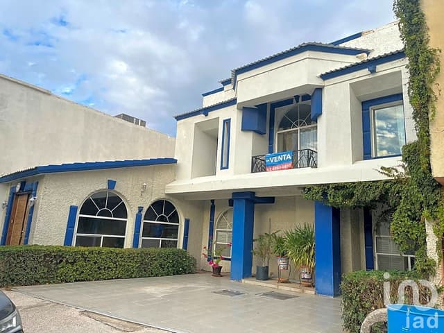 CASA EN VENTA EN LOS ALMENDROS RESIDENCIAL