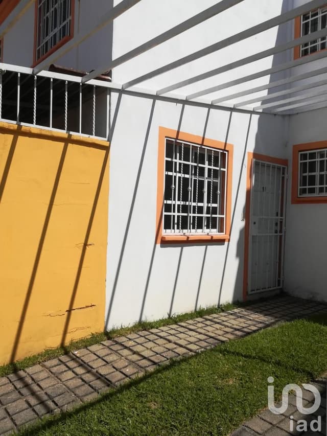 VENTA DE CASA EN FRACCIONAMIENTO JOYAS DEL MARQUEZ , ACAPULCO GUERRERO