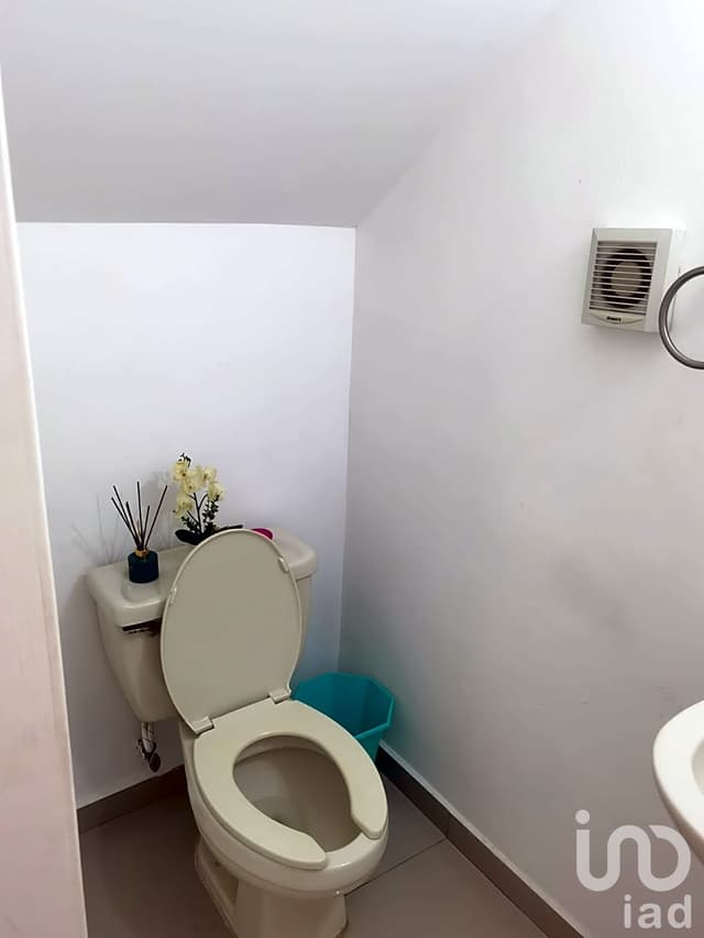 VENTA DE CASA EN FRACC. ESPACIOS BARCELONA EN CULIACAN