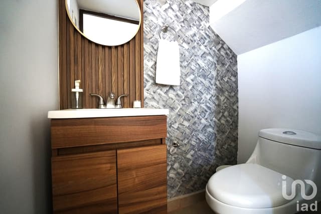 Casa remodelada en Venta, zona VW, Residencial Cuautlancingo, Puebla