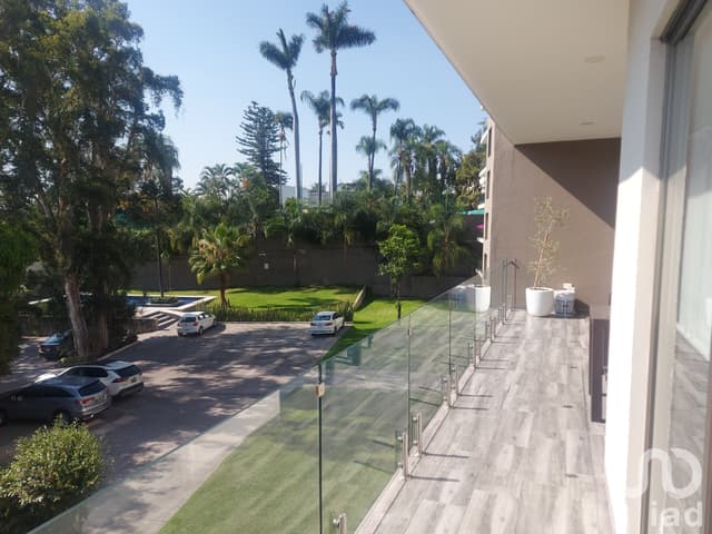 Departamento amplio de 3 recámaras en condominio con vigilancia, alberca, gimnasio en Cuernavaca