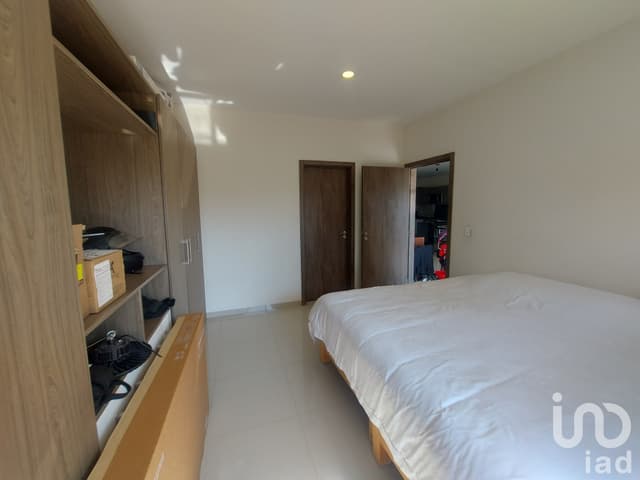 Departamento amplio de 3 recámaras en condominio con vigilancia, alberca, gimnasio en Cuernavaca