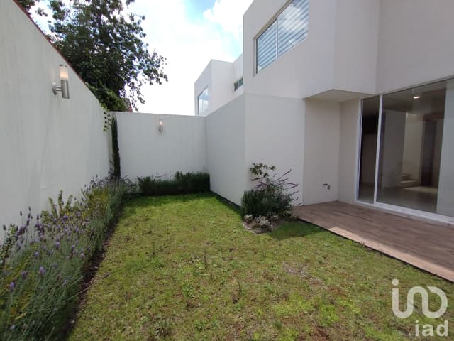 Casa en venta Mod. Garza en Residencial Albatros, San Salvador Tizatlali, Metepec