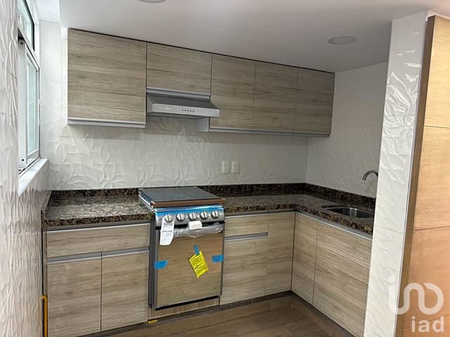 DEPARTAMENTO UBICADO EN LA COLONIA MERCED GOMEZ