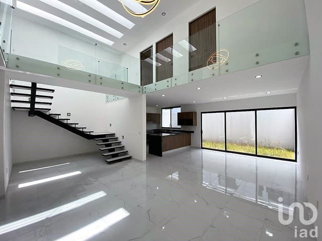 CASA EN VENTA DOBLE ALTURA CAÑADAS DEL ARROYO, CORREGIDORA QRO