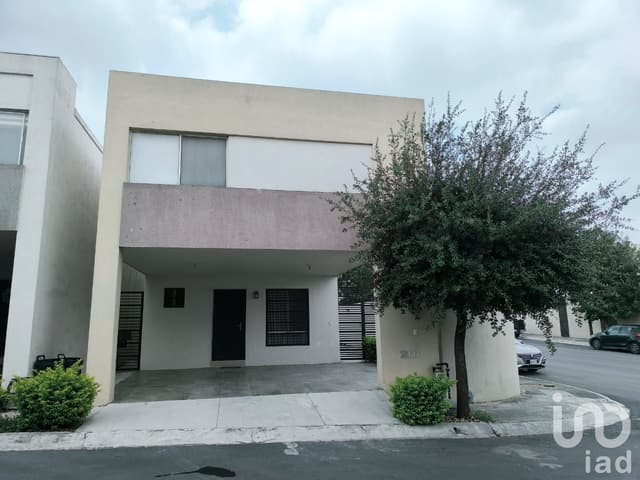 Renta Casa Amueblada en Montenova