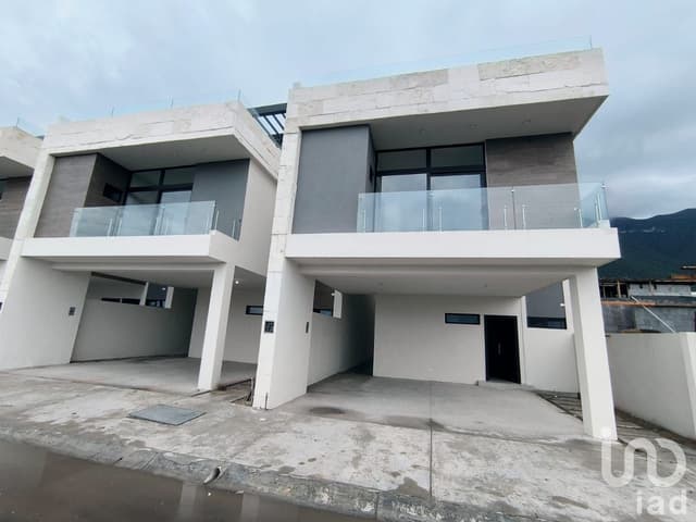 Casa en Renta con Paneles Solares Joya de la Montaña, Dominio Cumbres