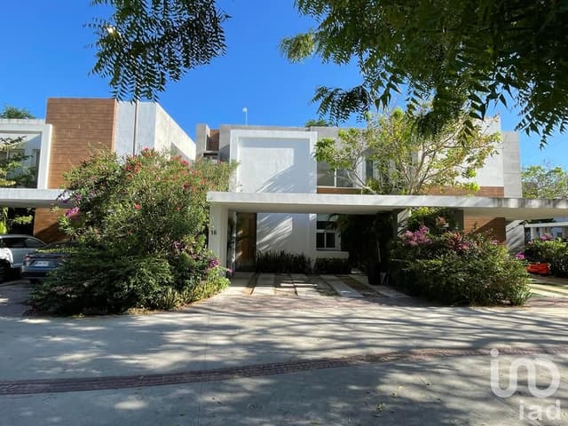 VISTAS DE ENSUEÑO AL LAGO: TU NUEVO HOGAR AMUEBLADO EN ALTOZANO, MÉRIDA