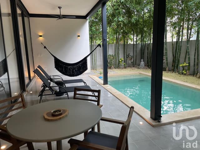 CASA AMUEBLADA EN VENTA EN PRIVADA RAVENNA RESIDENCIAL CABO NORTE MÉRIDA, YUCATÁN
