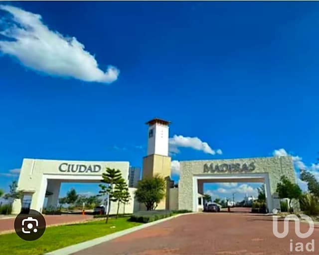 Lote Residencial en Ciudad Maderas Sur 2 ¡Con Amenidades de Lujo:Tu Próxima Gran Inversión