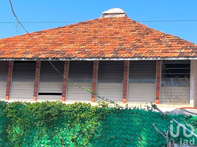 Venta de casa y oficinas en el fraccionamiento Virginia, Veracruz