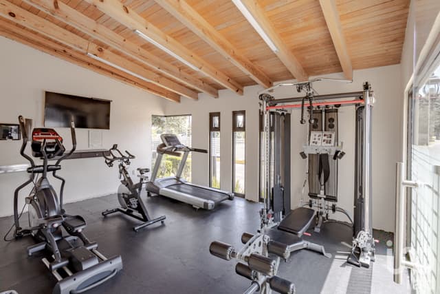 Casa en Venta en Rincón de los Encinos a un costado del Club de Golf.