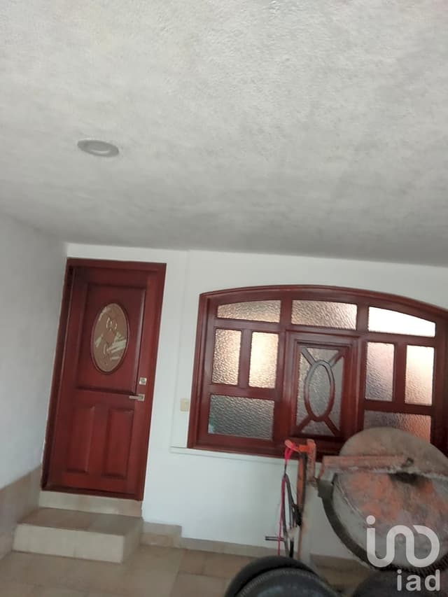 Casa en venta Col. Pino Suárez – 3 recámaras y patio amplio