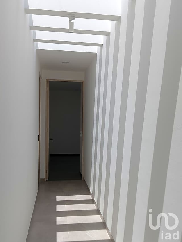 Casa en venta de Lujo en Privado Loma Alta Tres Marías, Espacios Amplios y Acabados Premium