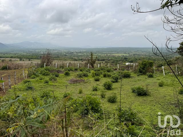 TERRENO EN VENTA, CARRETERA FEDERAL CUERNAVACA - TEPOZTLÁN