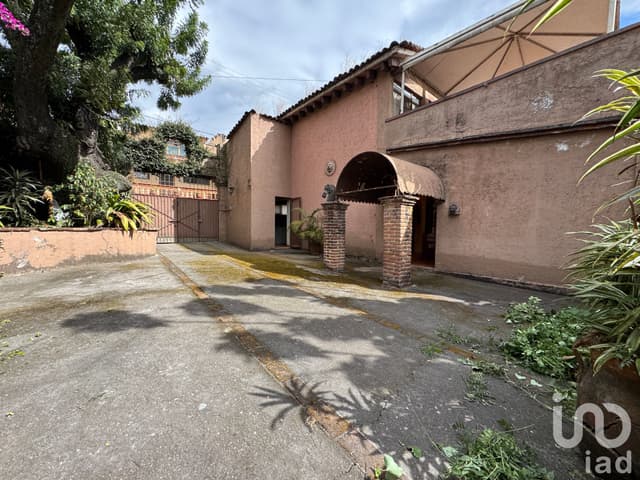 Casa en venta en el CENTRO DE TEPOZTLÁN.