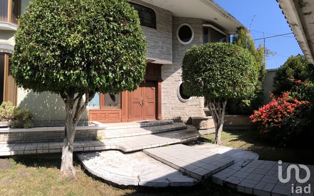 VENTA DE CASA ARBOLEDAS CELAYA