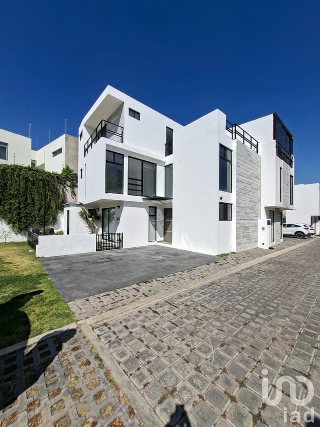 Casa en Venta en fraccionamiento en Momoxpan Cholula