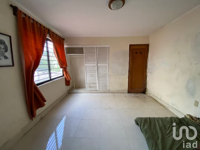 Amplia Casa en Miraval, Cuernavaca – Excelente Oportunidad de Inversión