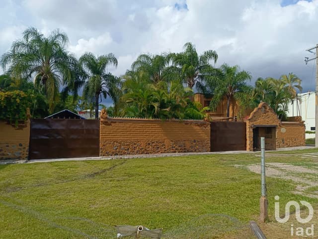 Terreno en Venta en Bosques de Sumiya, Ideal para construir la casa de tus sueños.