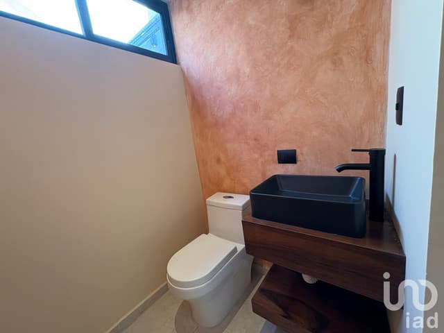 Casa remodelada estilo mexicano contemporáneo en Santiago, Mérida