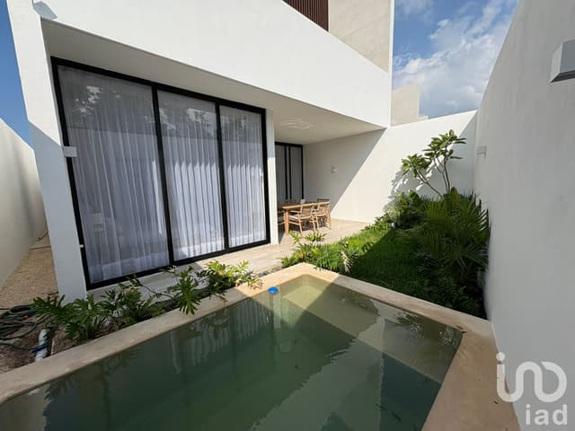 Casa Nueva en Venta al Norte de Mérida, Temozón
