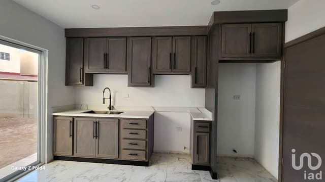 CASA EN VENTA EN RESIDENCIAL DE 27 LOTES