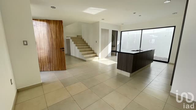 Casa en venta franccionamiento Zizana, Colonia Zakia, Municipio el Marqués, Querétaro