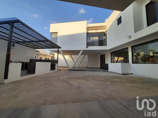 Se Vende casa en Lomas de Angelopolis, Parque Potosi