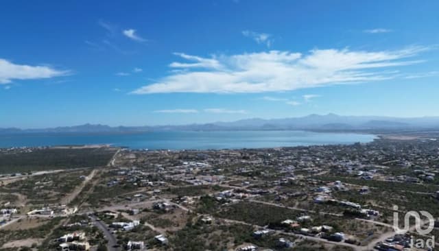 TERRENO EN VENTA EN LOMAS DEL CENTENARIO