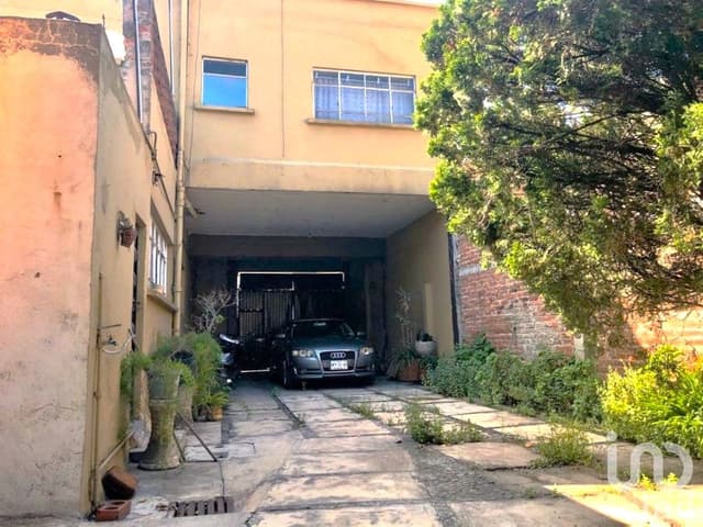 Casa en Venta en Cuautitlán Estado de México con uso de suelo habitacional/comercial