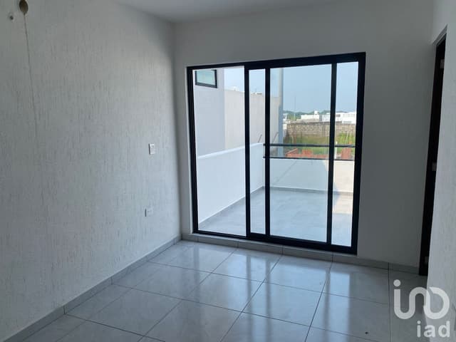 ¡Tu nuevo hogar con alberca! Casa en Venta 179 m2 en Lomas de la Rioja II, Alvarado, Veracruz