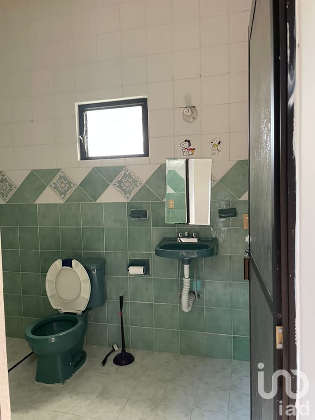 CASA EN VENTA A POCOS METROS DE PLAZA LAS AMERICAS, TUXTLA