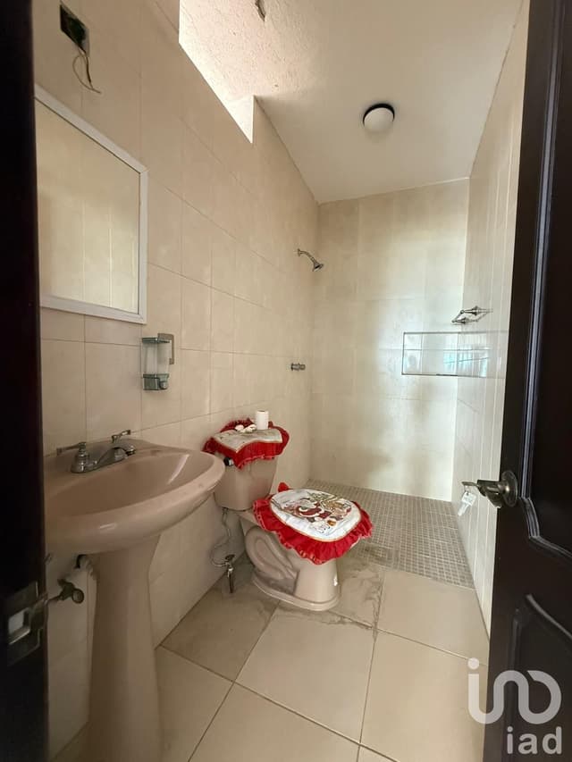 CASA EN VENTA EN FRACCIONAMIENTO SAN FERNANDO DEL LADO NORTE ORIENTE DE TUXTLA