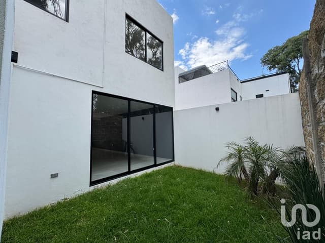 CASA EN VENTA EN FRACCIONAMIENTO CERRADO A 5 MINUTOS DE PLAZA SAN DIEGO EN CHOLULA