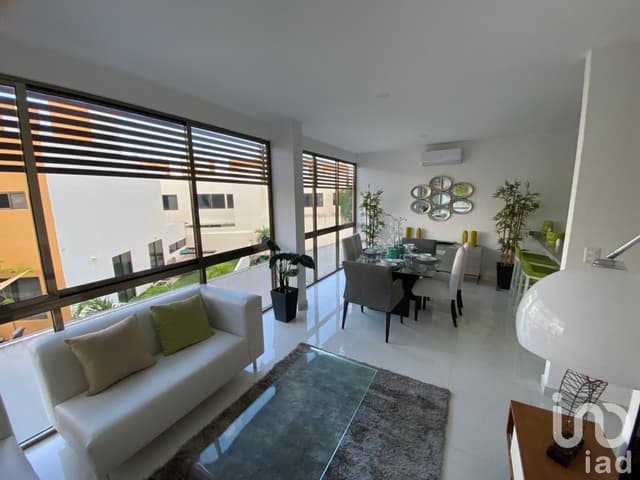 Townhouse en Preventa, Supermanzana 40 en Cancún Quintana Roo