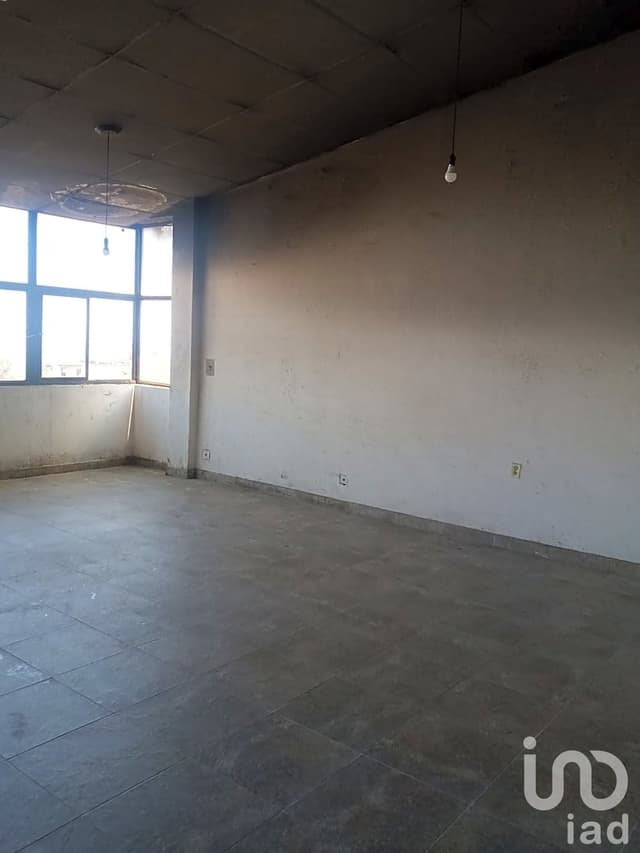 CASA EN VENTA CON USO DE SUELO COMERCIAL Y HABITACIONAL EN CUCHILLA DE PADIERNA - TLALPAN, CDMX