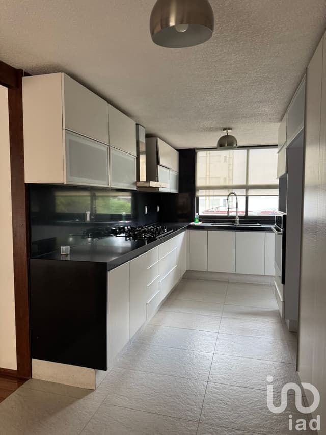DEPARTAMENTO REMODELADO EN VENTA EN HIPÓDROMO CONDESA, CUAUHTÉMOC, CDMX