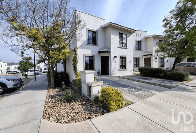 CASA EN VENTA ZAKIA,EL MARQUES, QUERETARO