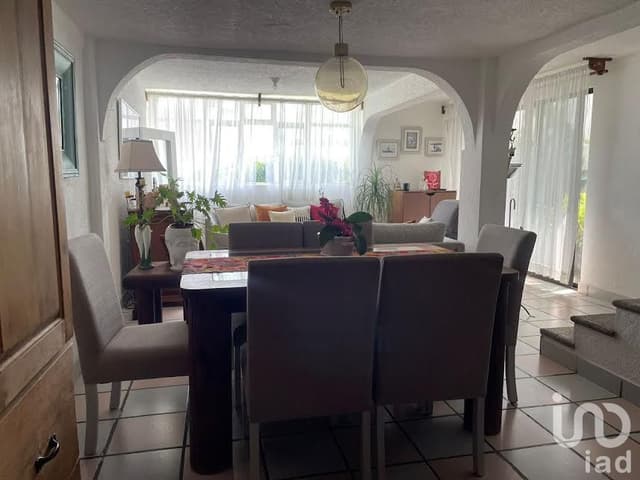 CASA EN ALTA VISTA A 5 MINUTOS CENTRO DE CUERNAVACA