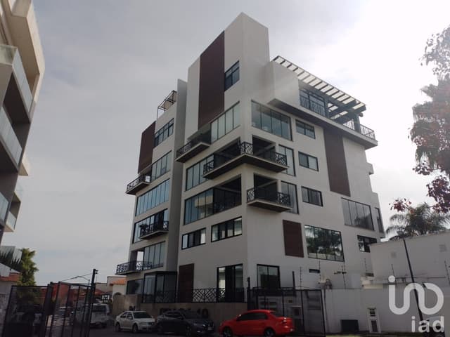 EXCUSIVO DEPARTAMENTO EN VENTA EN RINCÓN DE LOS REYES (PRAGA 19)