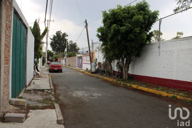 VENTA DE CASA EN FRACCIONAMIENTO VENTA DE CARPIO CON UN VALOR DE 30 % MENOR A SU VALOR ESTIMADO
